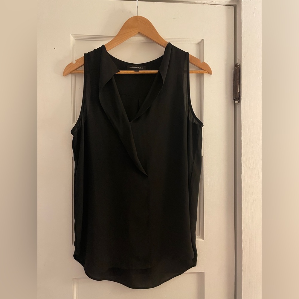 Banana Republic Black Sleeveless Blouse